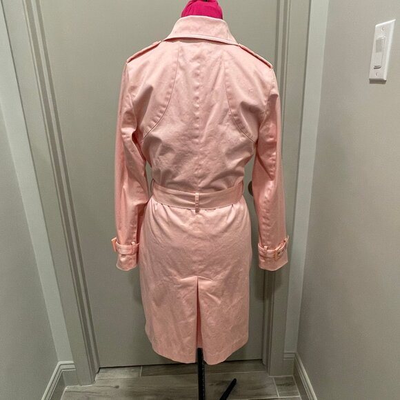 Apostrophe pink trench coat - Picture 2 of 10